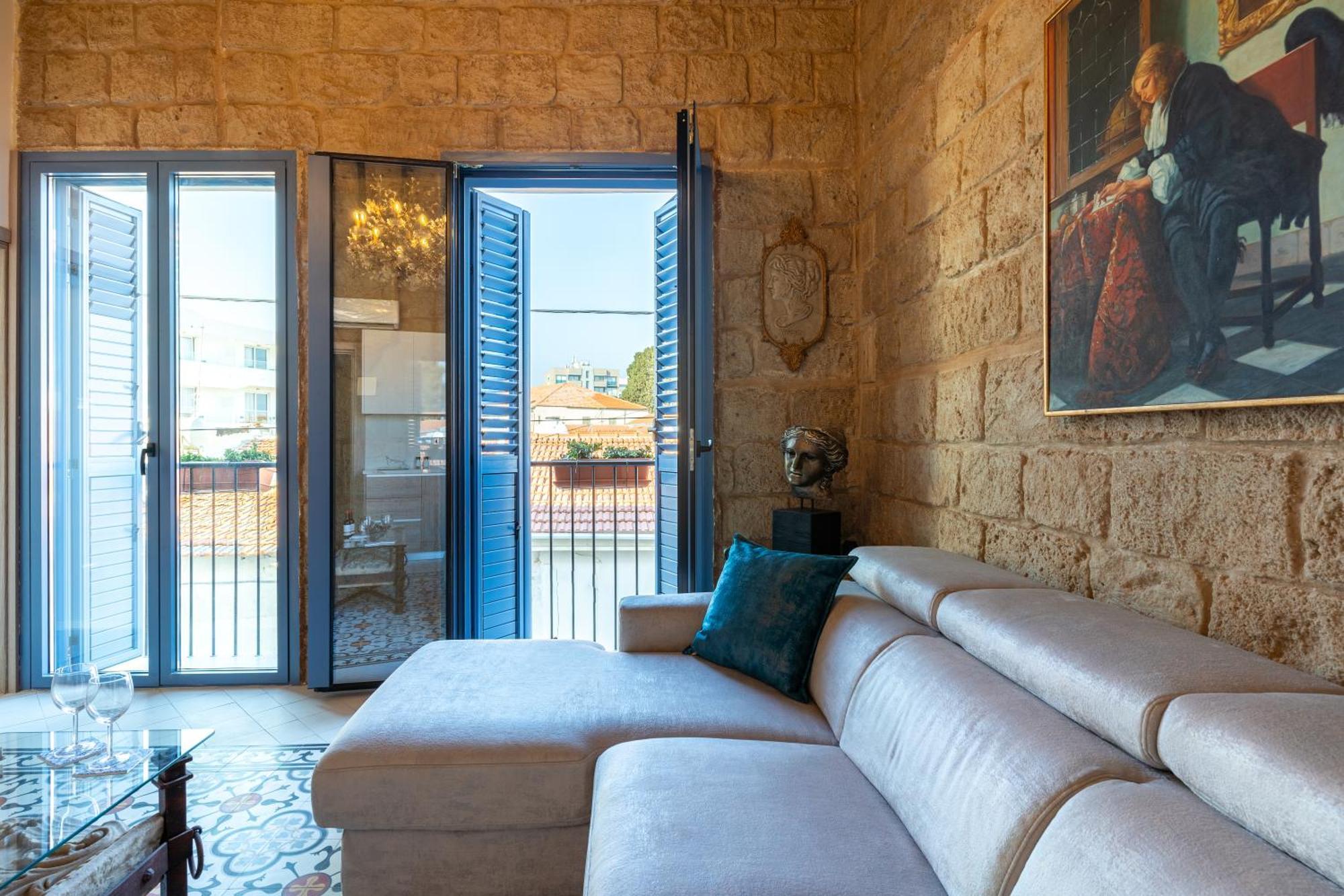Le Voyageur By The Sea - Furnished Rooms Larnaca Eksteriør billede