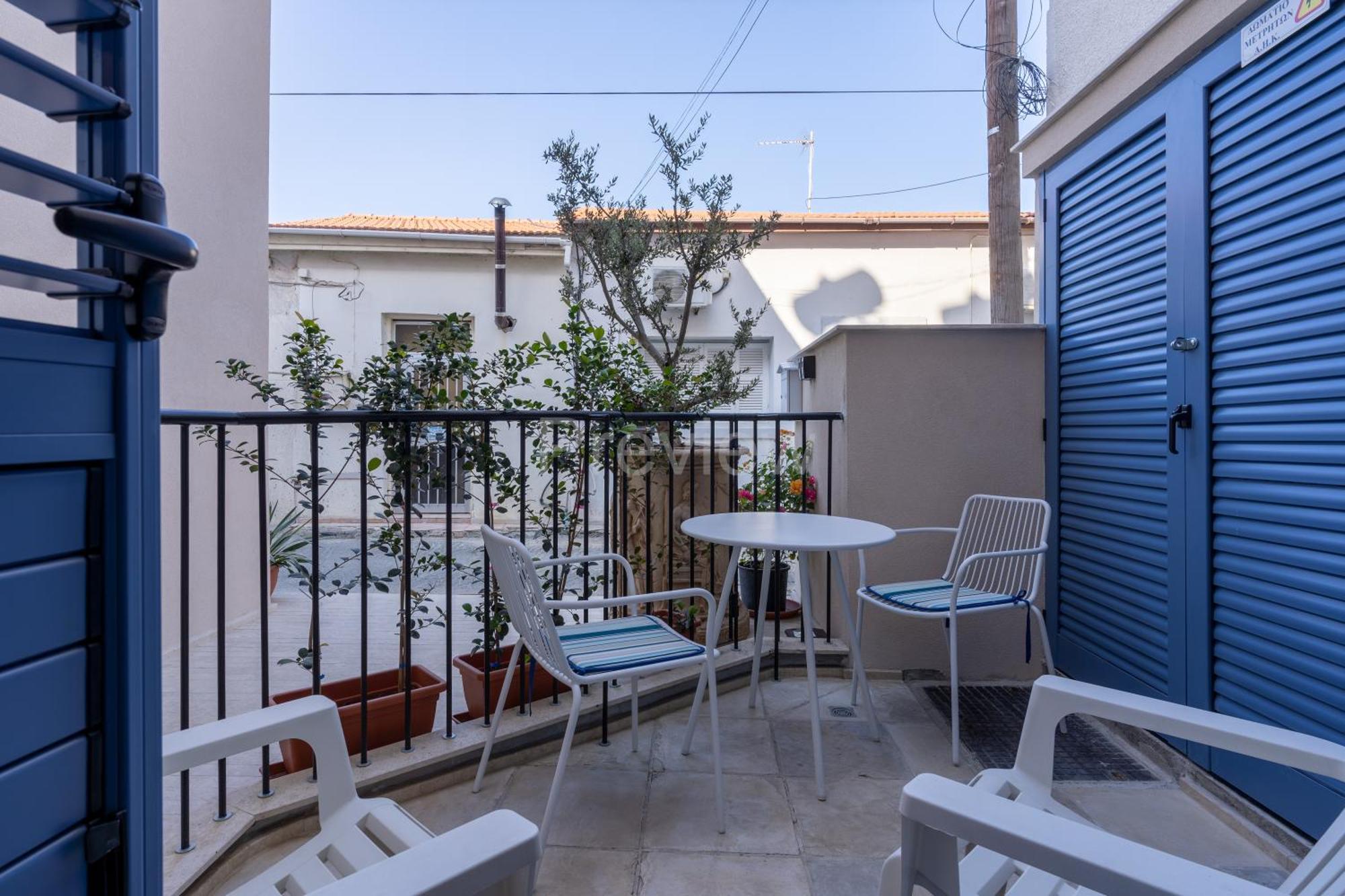 Le Voyageur By The Sea - Furnished Rooms Larnaca Eksteriør billede